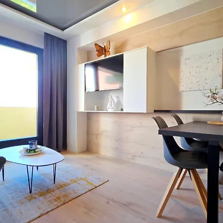 Stilvolle Strandleben An Der Ostsee 아파트 브라질린